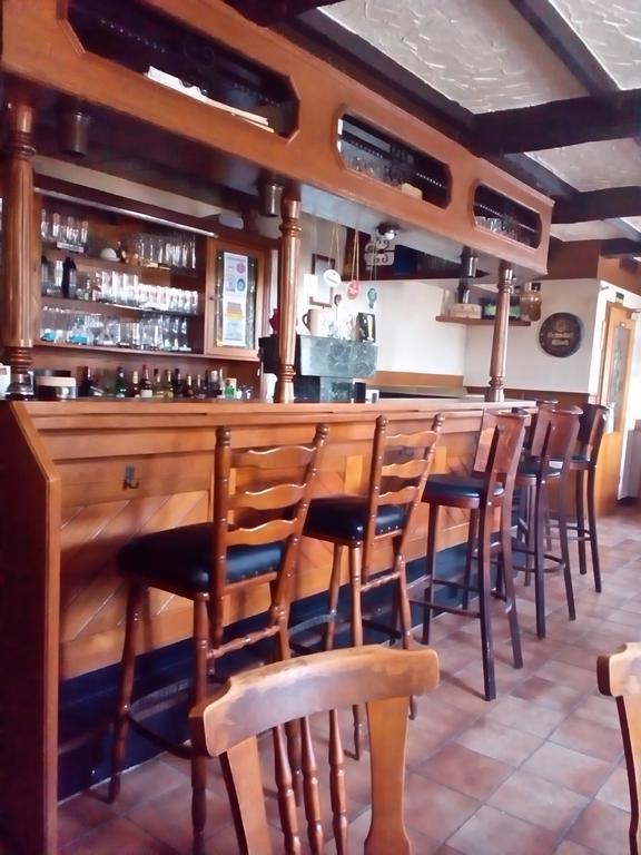 Monteurhotel Garni Alter Olper Hof Линдлар Екстериор снимка