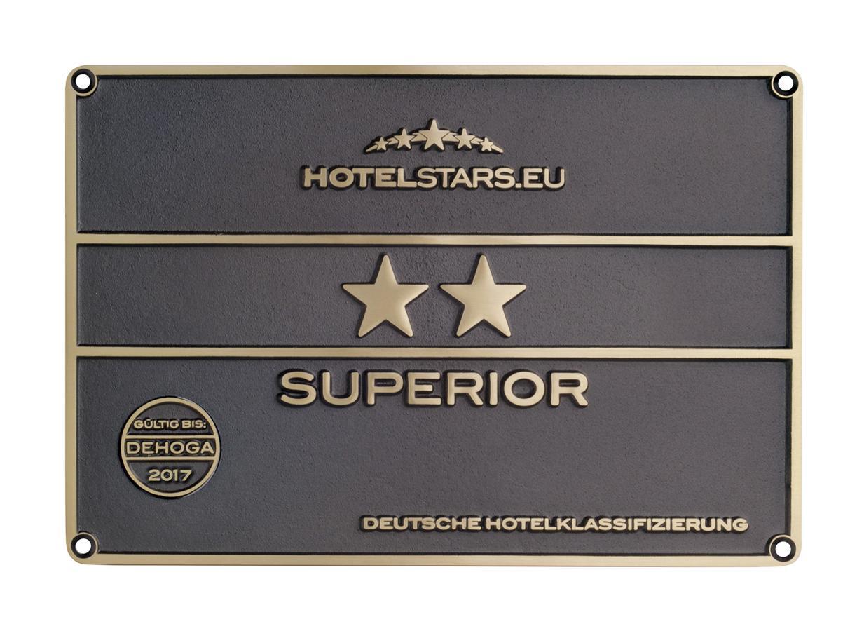Monteurhotel Garni Alter Olper Hof Линдлар Екстериор снимка