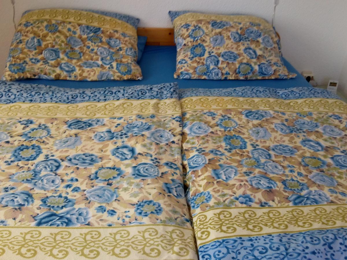 Monteurhotel Garni Alter Olper Hof Линдлар Екстериор снимка