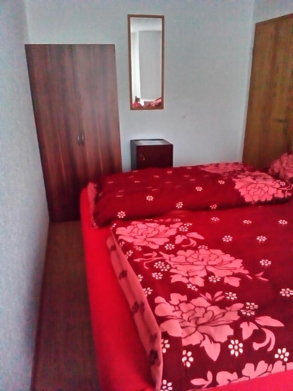 Monteurhotel Garni Alter Olper Hof Линдлар Екстериор снимка